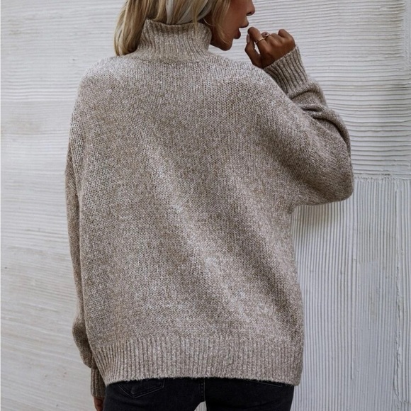 MOCK NECK OATMEAL SWEATER - Picture 4 of 7